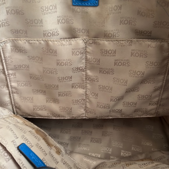 Great Condition Blue Michael Micheal Kors tote - Picture 8 of 10